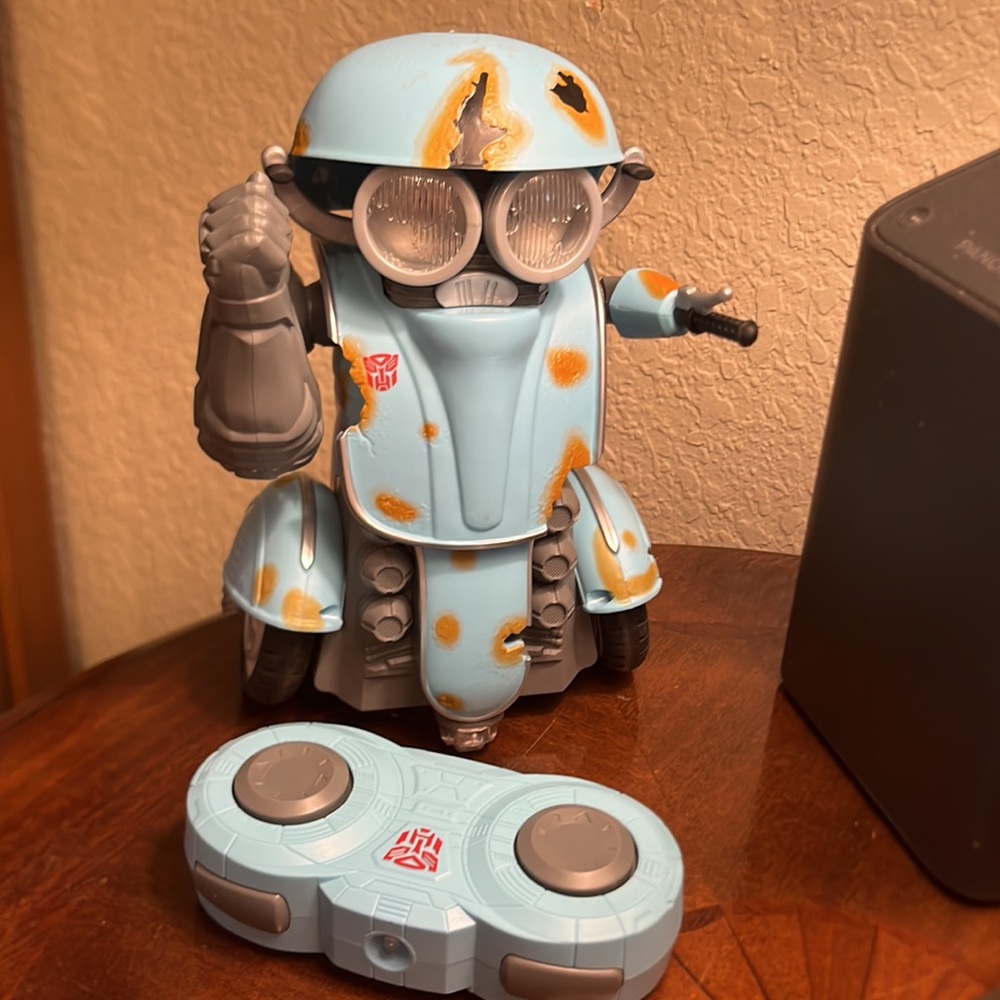 Transformers remote controlled robot
